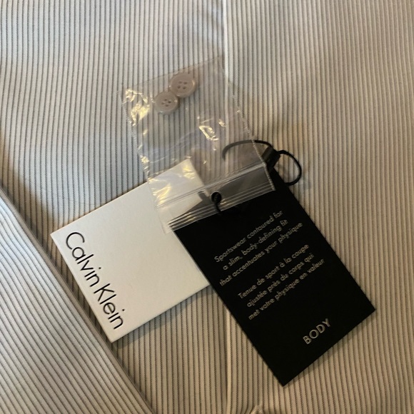 CALVIN KLEIN • Body Fit Dress Shirt - Picture 3 of 5